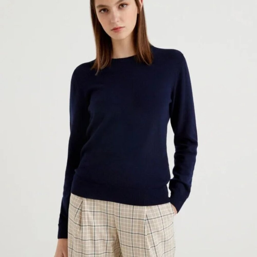 NWOT United Colors of Benetton Crew Neck Merino Wool Sweater Dark Blue M Unisex